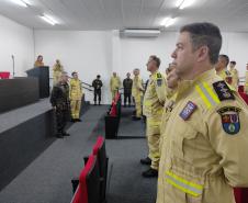 Corpo de Bombeiros Militar do Paraná recebe visita do General de Brigada Taranto.