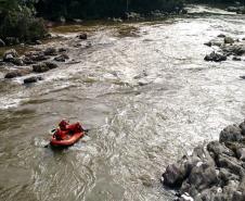 Paraná adere ao movimento “Go, Blue”, que alerta sobre prevenção de afogamentos