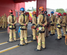 Treinamento de salvamento vertical do CBMPR - outubro de 2023.