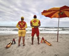 Curso de formação de guarda-vidas civil