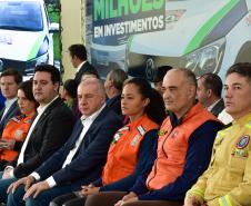 Entrega de equipamentos para a Defesa Civil e CBMPR.