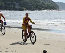 Imagem do 3º Piriathlon de Areia, promovido pelo CEFID-CBMPR em Matinhos. Janeiro de 2024