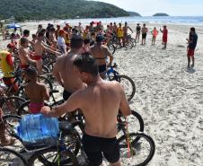 Imagem do 3º Piriathlon de Areia, promovido pelo CEFID-CBMPR em Matinhos. Janeiro de 2024