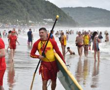 Travessia dos Veteranos do Corpo de Bombeiros Militar do Paraná. Guaratuba. Janeiro de 2024.