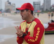 Imagens do primeiro dia de disputa do Troféu Elite 2023/2024, organizado pelo Corpo de Bombeiros Militar do Paraná em Matinhos