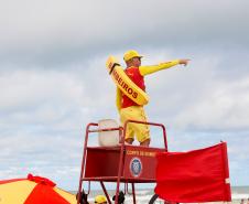 Guarda-Vidas atuando no Litoral do Paraná.