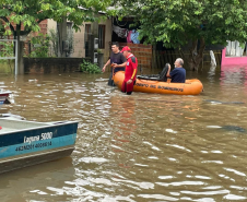 Bombeiros do Paraná em atuação no Rio Grande do Sul. Maio 2024.