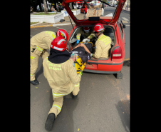Simulado de atendimento de acidente de trânsito. Maio Amarelo 2024. Santo Antônio da Platina.
