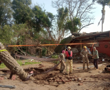 Bombeiros do Paraná em ação no Rio Grande do Sul em 2024.