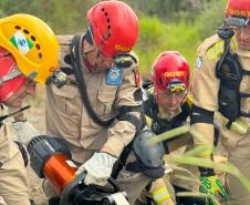 Curso de resposta a desastres preparou equipe do CBMPR para atuar no RS.