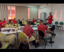 Curso de resposta a desastres preparou equipe do CBMPR para atuar no RS.