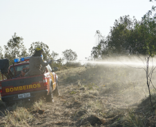 Corpo de Bombeiros Militar do Paraná em ação.