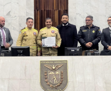 Homenagem da Alep para as forças de segurança que atuaram no Rio Grande do Sul em 2024.