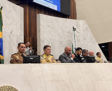 Homenagem da Alep para as forças de segurança que atuaram no Rio Grande do Sul em 2024.