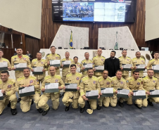 Homenagem da Alep para as forças de segurança que atuaram no Rio Grande do Sul em 2024.