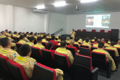 Madeira engenheirada: reunião no CBMPR.