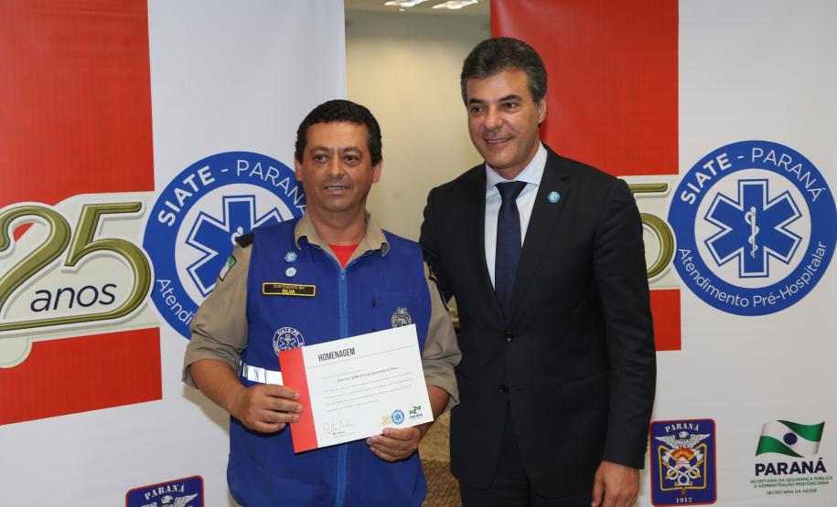 Beto Richa homenageia profissionais do SIATE