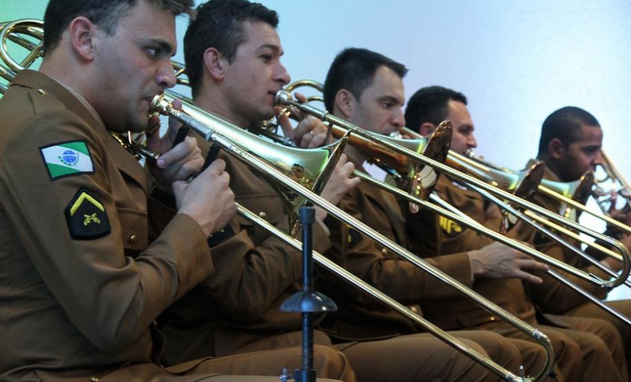 Corpo de Bombeiros realiza Culto de Ação de Graças em comemoração aos 161 anos da Polícia Militar do Paraná