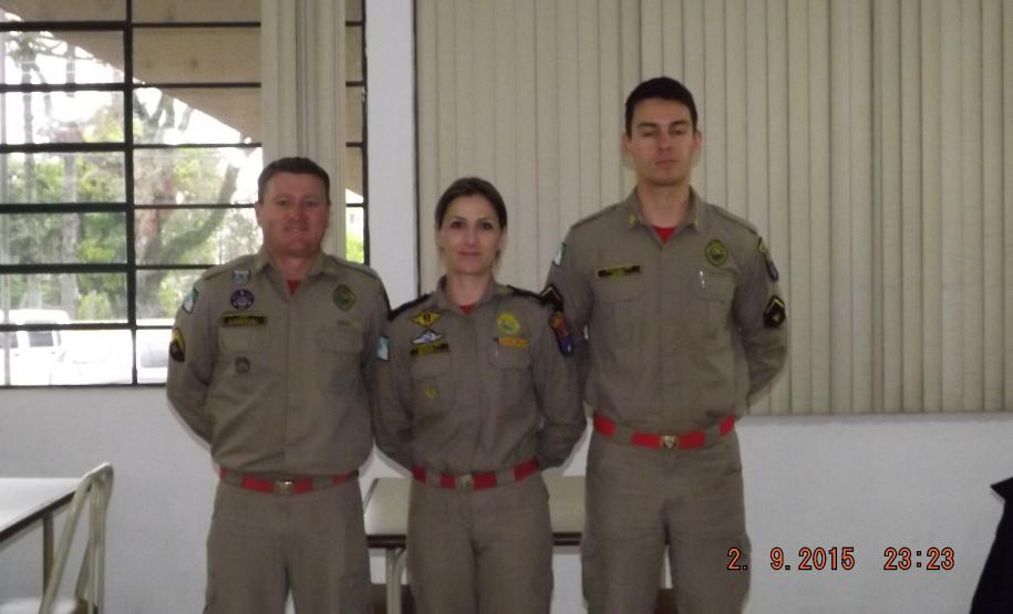 Agradecimento aos militares do 1º GB