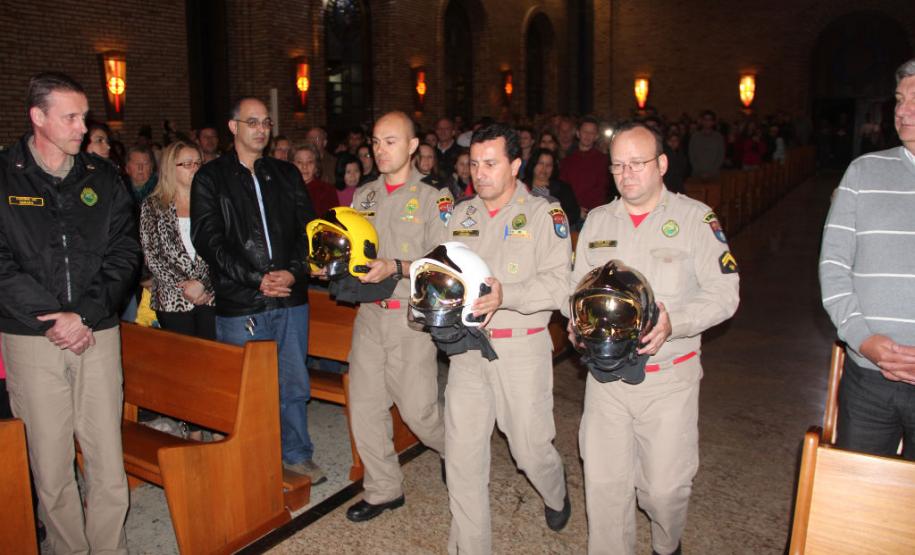 Missa em Ação de Graças aos 103 do Corpo de Bombeiros do Paraná