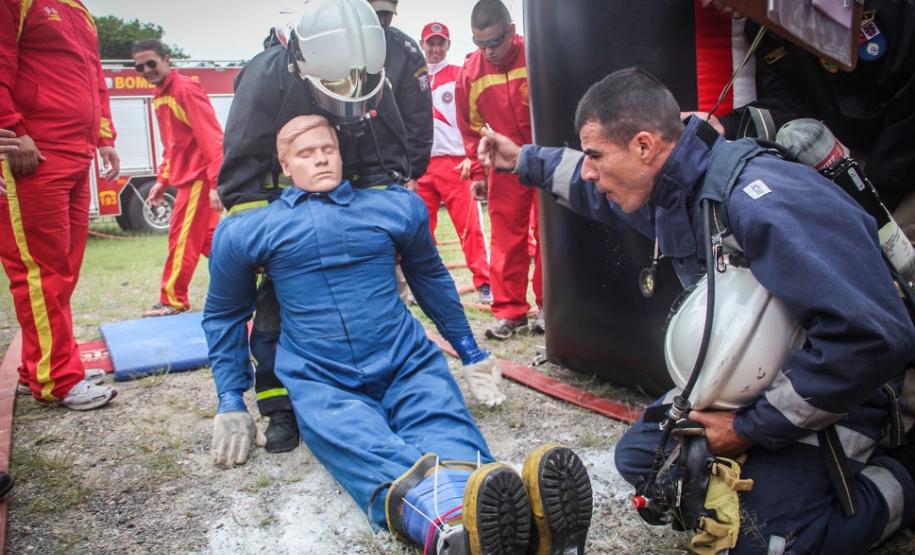Competição “Le Défi” do Corpo de Bombeiros do Paraná