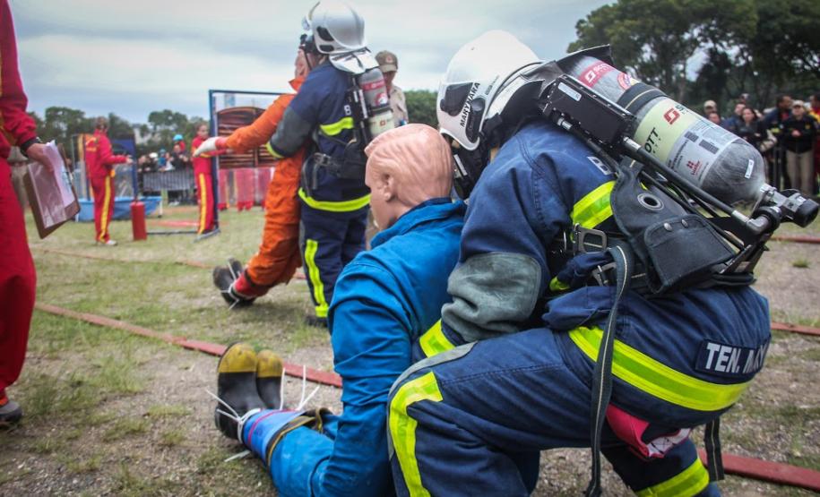 Competição “Le Défi” do Corpo de Bombeiros do Paraná
