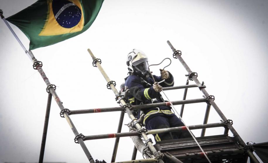 Competição “Le Défi” do Corpo de Bombeiros do Paraná