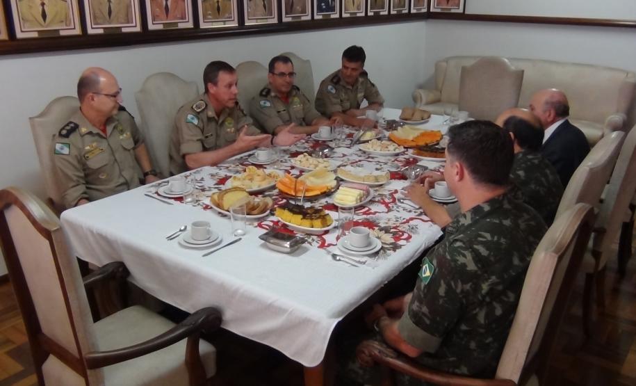 Café da Manhã com entrega de medalhas