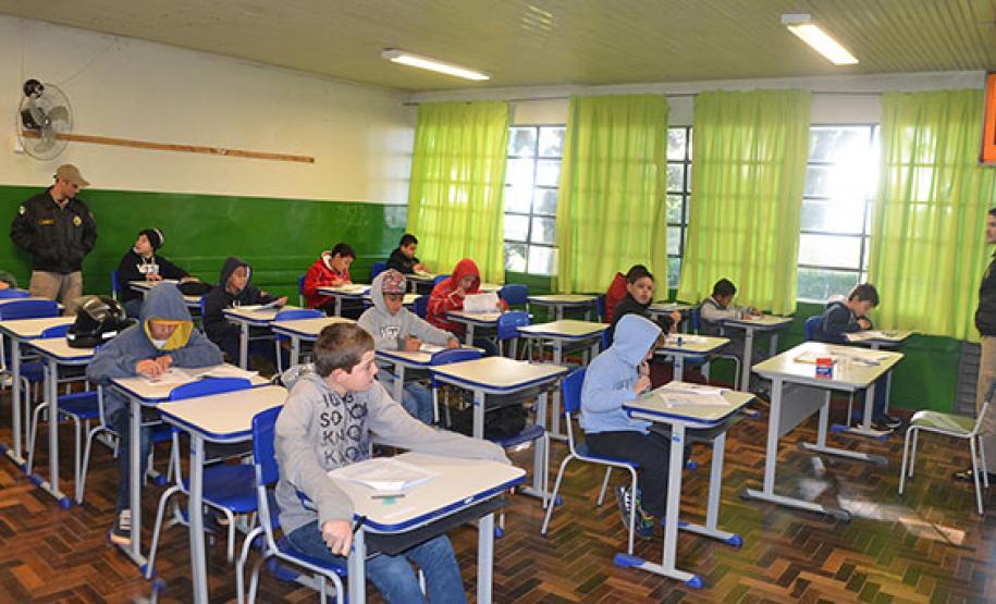 Bombeiros Iniciam as Atividades do Programa Bombeiro Mirim Integrado em Ivaiporã