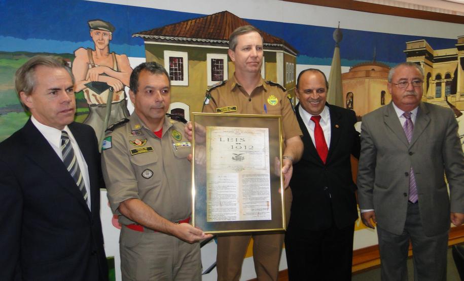 Corpo de Bombeiros do Paraná recebe homenagem da Câmara Municipal de Curitiba