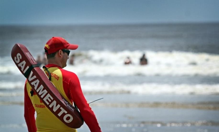ATENÇÃO - Abertas as Inscrições para o Curso de Guarda-Vidas (somente para militares) ATENÇÃO - Abertas as Inscrições para o Curso de Guarda-Vidas (somente para militares)