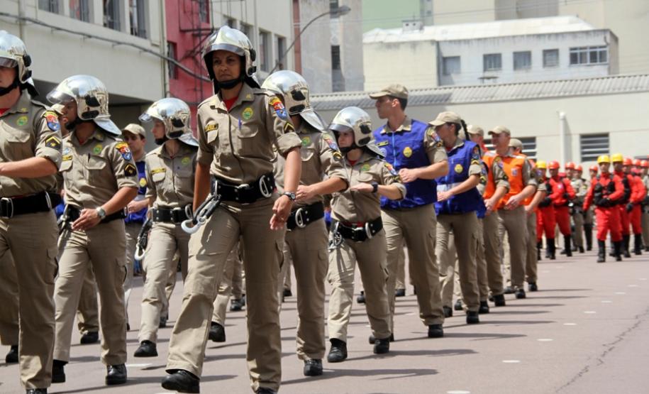 Corpo de Bombeiros comemora 104 anos de atuação no Paraná e promove diversos eventos para comemorar