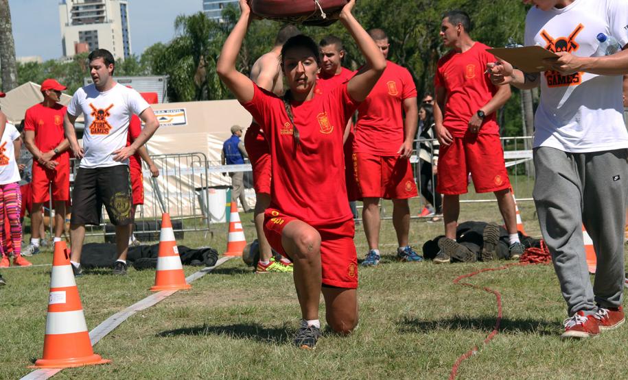 08-10-2016 Fire Games. Fotos: Soldado Adilson Voinaski Afonso.