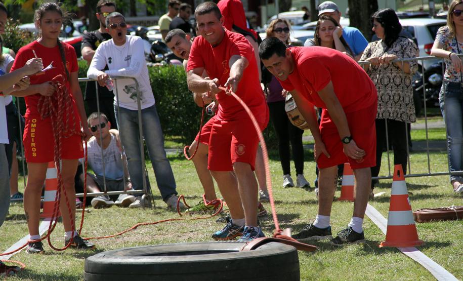 08-10-2016 Fire Games. Fotos: Soldado Adilson Voinaski Afonso.