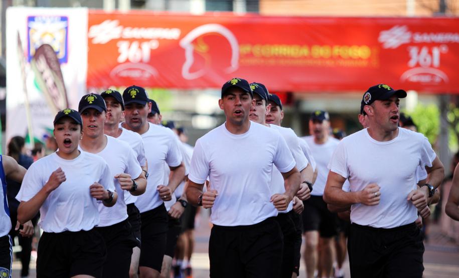 Curitiba, 12 de Novembro de 2016.  1° Corrida do Fogo, do Corpo de Bombeiros do Paraná.