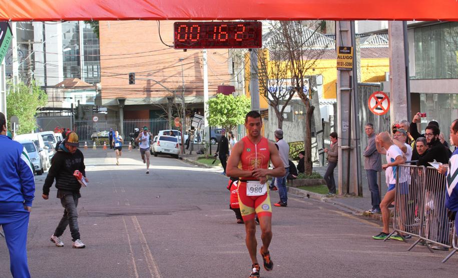 Curitiba, 12 de Novembro de 2016.  1° Corrida do Fogo, do Corpo de Bombeiros do Paraná.