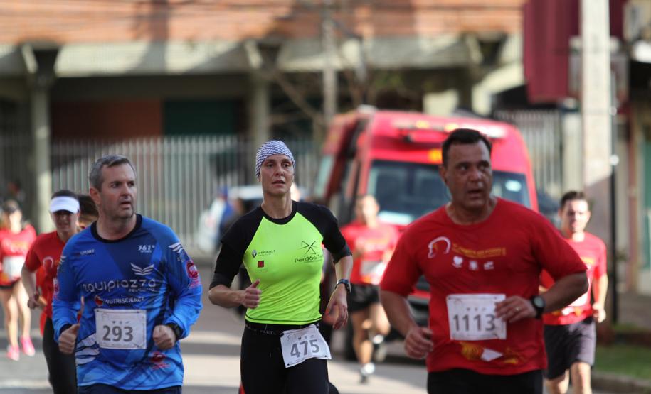 Curitiba, 12 de Novembro de 2016.  1° Corrida do Fogo, do Corpo de Bombeiros do Paraná.