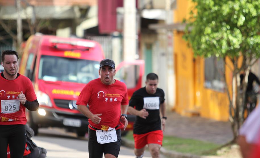 Curitiba, 12 de Novembro de 2016.  1° Corrida do Fogo, do Corpo de Bombeiros do Paraná.