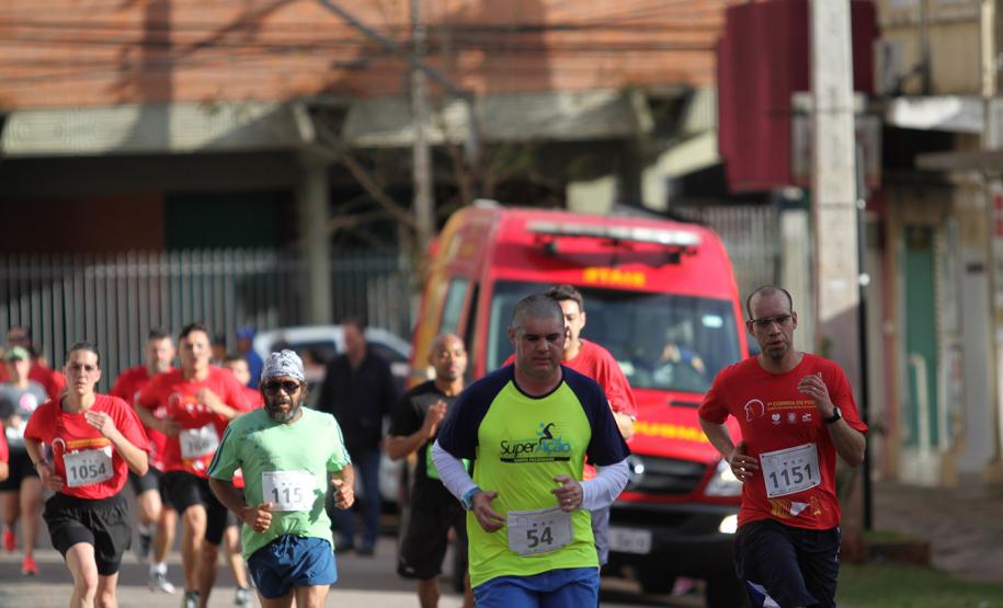 Curitiba, 12 de Novembro de 2016.  1° Corrida do Fogo, do Corpo de Bombeiros do Paraná.