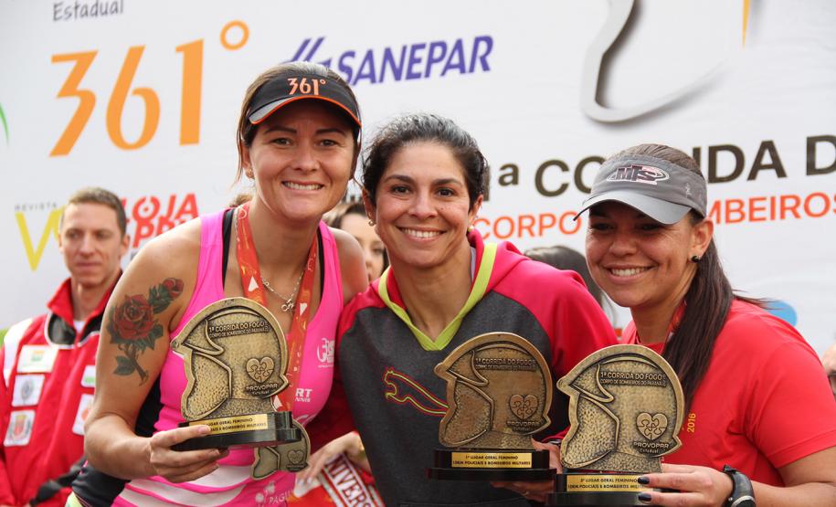 Curitiba, 12 de Novembro de 2016.  1° Corrida do Fogo, do Corpo de Bombeiros do Paraná.