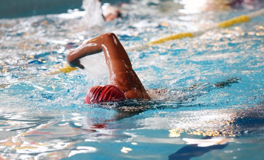 Corpo de Bombeiros promove a 1ª Maratona Aquática em comemoração aos seus 104 anos de existência e arrecada 796 quilos de alimentos