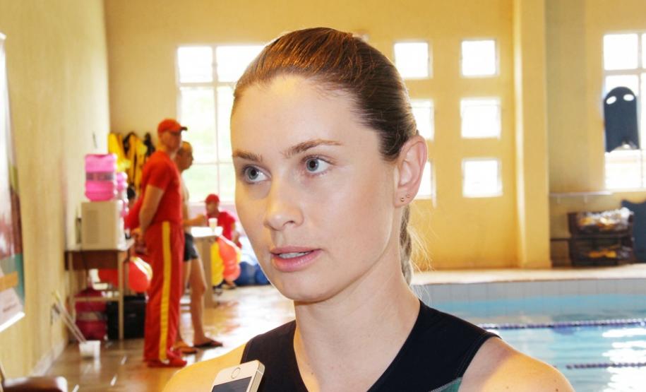 Corpo de Bombeiros promove a 1ª Maratona Aquática em comemoração aos seus 104 anos de existência e arrecada 796 quilos de alimentos