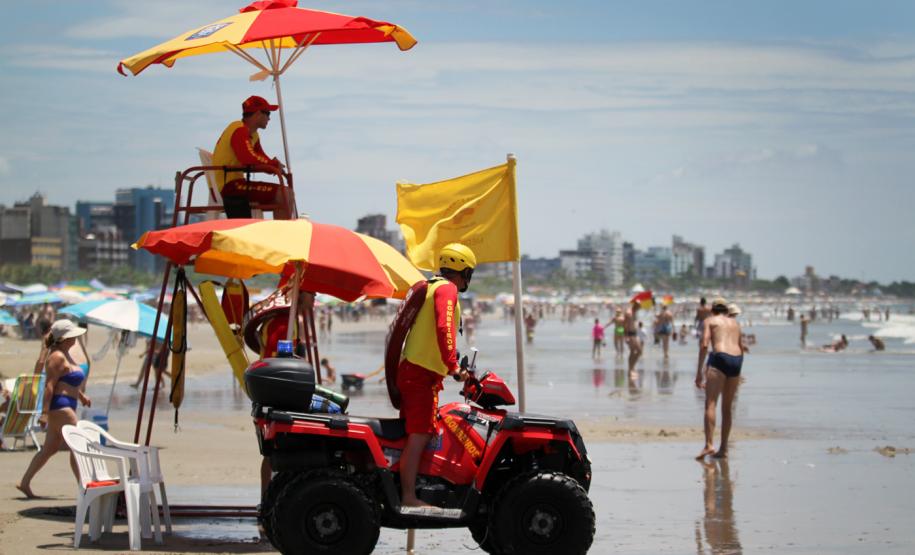 Rotina dos Guarda Vidas do Corpo de Bombeiros do Paraná