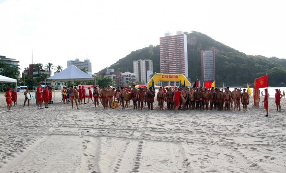 Guarda-vidas se reúnem para a 20ª edição do Troféu Elite do Corpo de Bombeiros no Litoral do estado