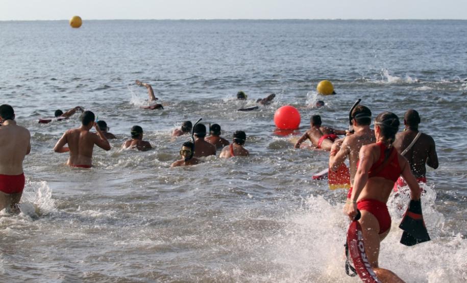 Guarda-vidas se reúnem para a 20ª edição do Troféu Elite do Corpo de Bombeiros no Litoral do estado