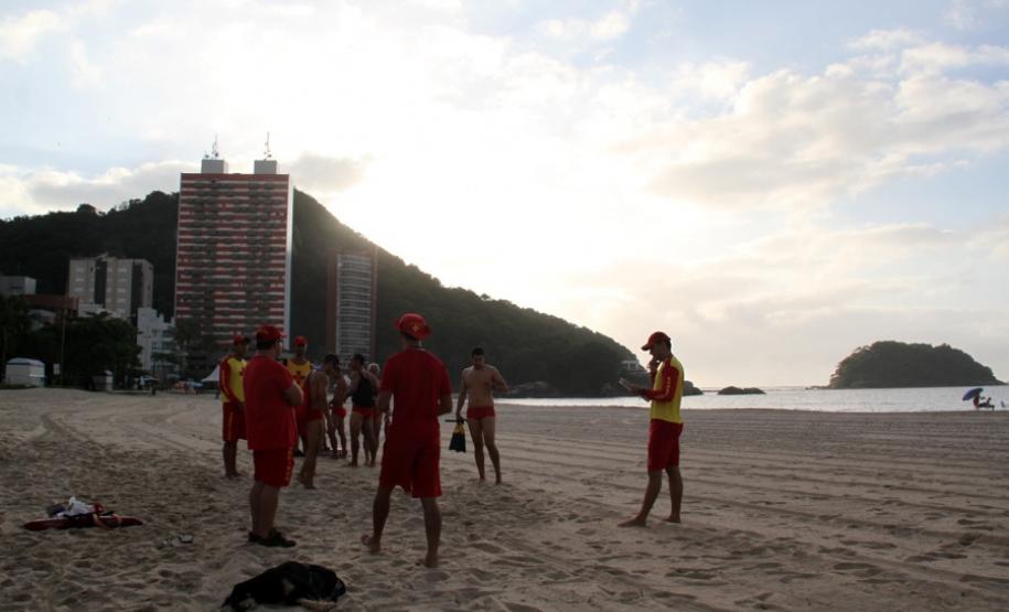 Guarda-vidas se reúnem para a 20ª edição do Troféu Elite do Corpo de Bombeiros no Litoral do estado