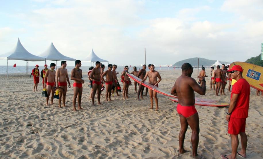 Guarda-vidas se reúnem para a 20ª edição do Troféu Elite do Corpo de Bombeiros no Litoral do estado