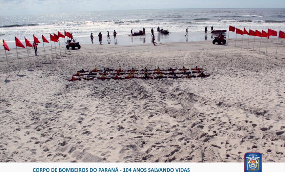30 novos guarda-vidas do Corpo de Bombeiros se formam durante evento em Matinhos (PR), Litoral do estado