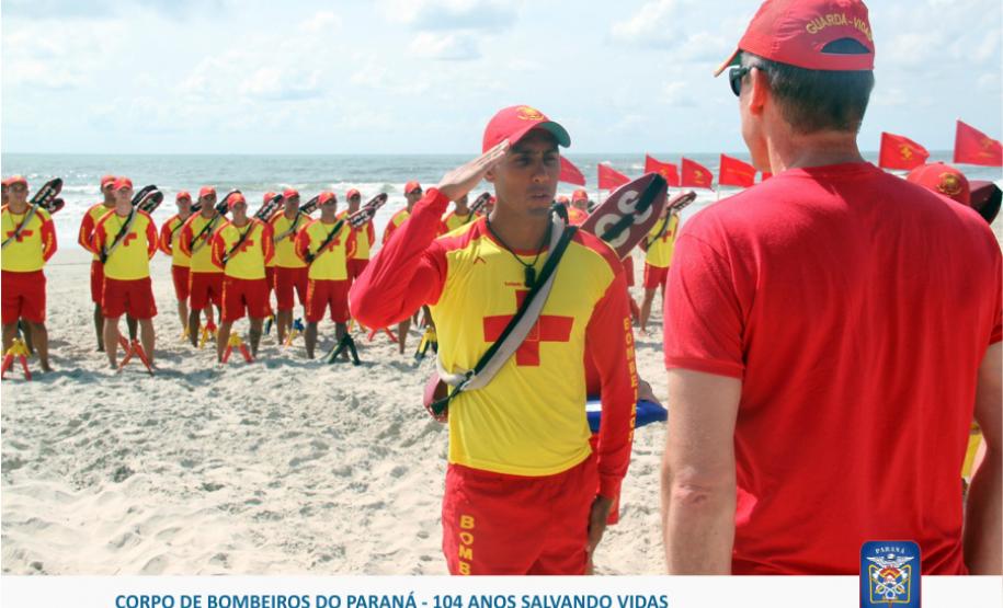 30 novos guarda-vidas do Corpo de Bombeiros se formam durante evento em Matinhos (PR), Litoral do estado