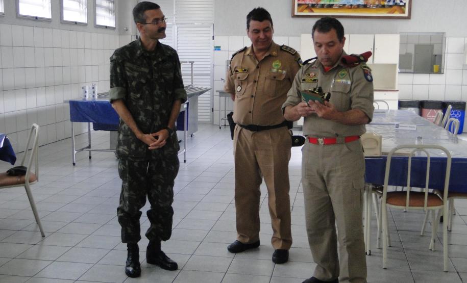 Visita do Comandante da Artilharia Divisionária da 5º Divisão de Exército ao CCB